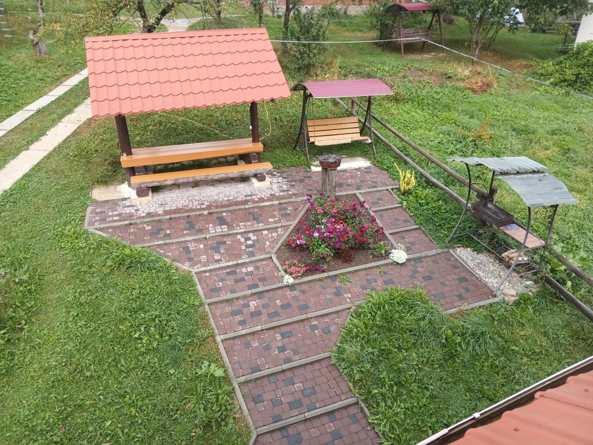 Садиба "Три Царі" Jaremtje Exteriör bild