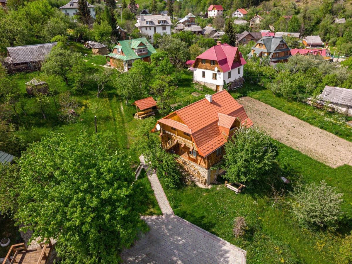 Садиба "Три Царі" Jaremtje Exteriör bild